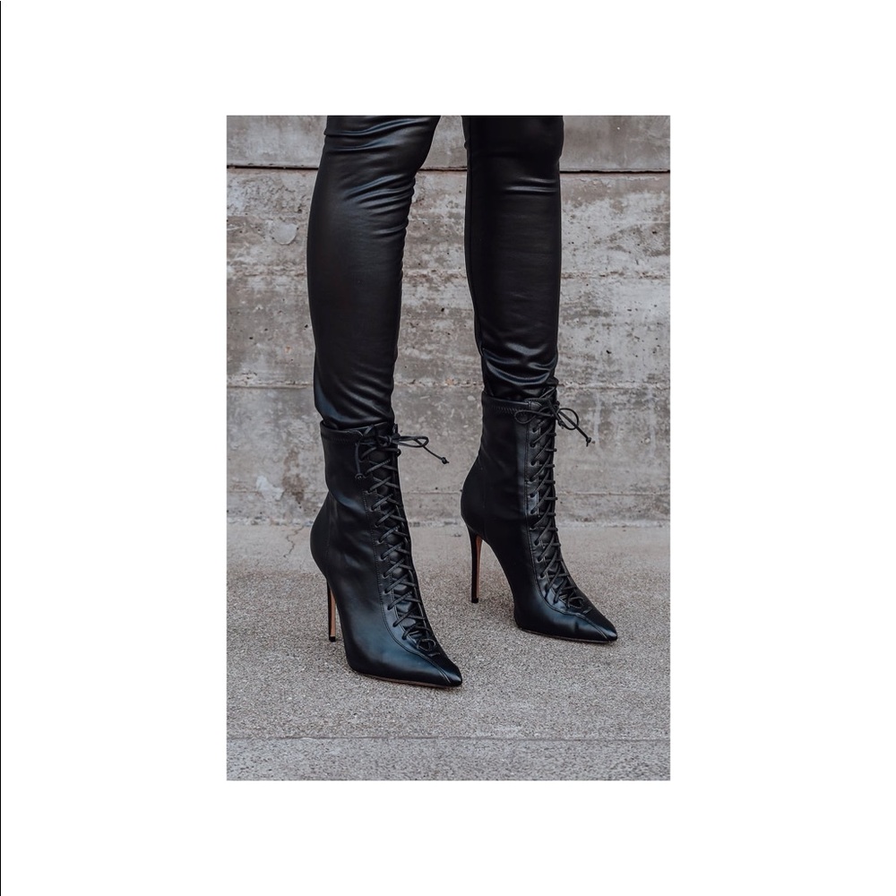 Schutz Black lace-up Tennie Bootie 🖤